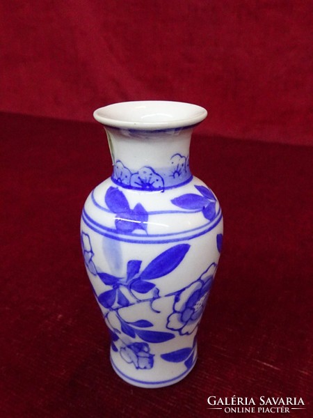 Kínai porcelán váza, 10 cm magas. Vanneki!