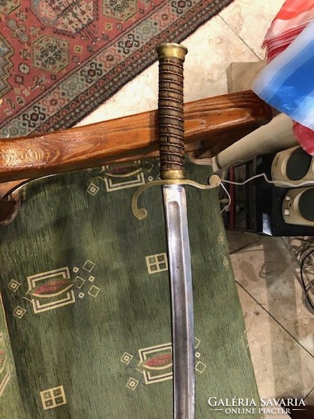 XIX. századi tiszti kard, gyönyörű állapotban, ajándéknak kiváló.