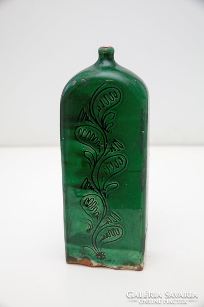 XIX század, zöld mázas pálinkás butella.