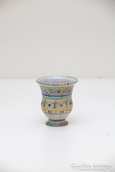 Gorka Géza kis méretű váza 10 x 11 cm 191940 körül