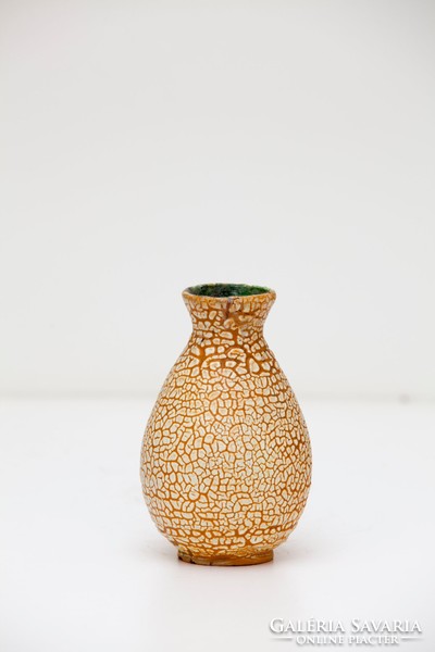 Gorka Géza váza, 1950-es  évek, 15,5 cm