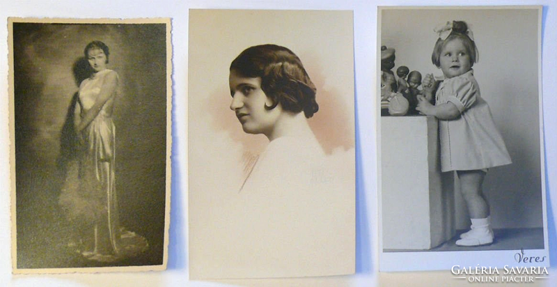 Három családi fotó: hölgy estélyiben, műtermi női portré és gyermekfotó: kislány játékokkal, 1935-38