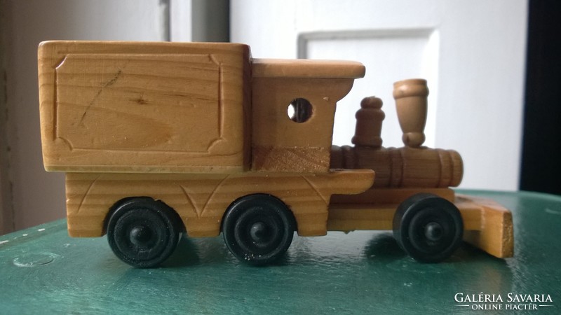 Újra menő a fa játék !Fa mozdony-modell-kisgyermek játék 15x7 cm