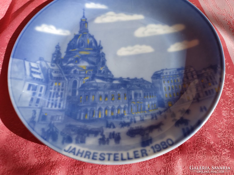 1743 street landscape on porcelain plate