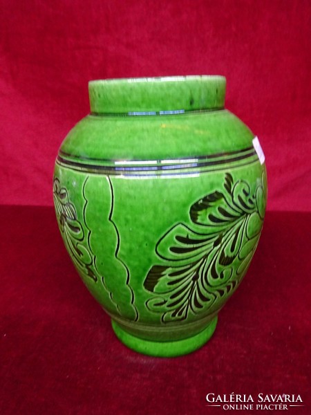 Zöld kerámia váza, 15 cm magas, nyomott mintás. Vanneki!