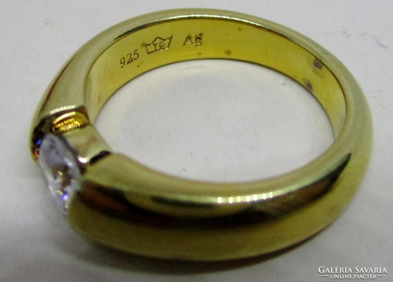 Különleges kézműves  aranyozott ezüstgyűrű brill csiszolású kristállyal