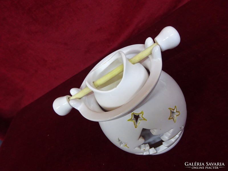 German porcelain, fragrance vaporizer, 13.5 cm high. He has!