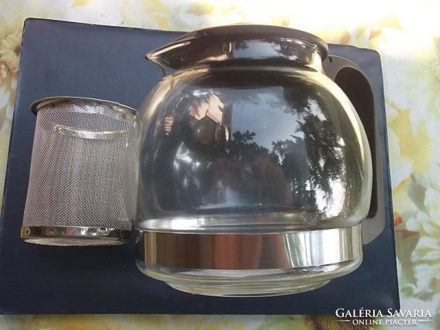Új-Jénai kávé-tea kiöntő fémszűrővel 7,5 dl