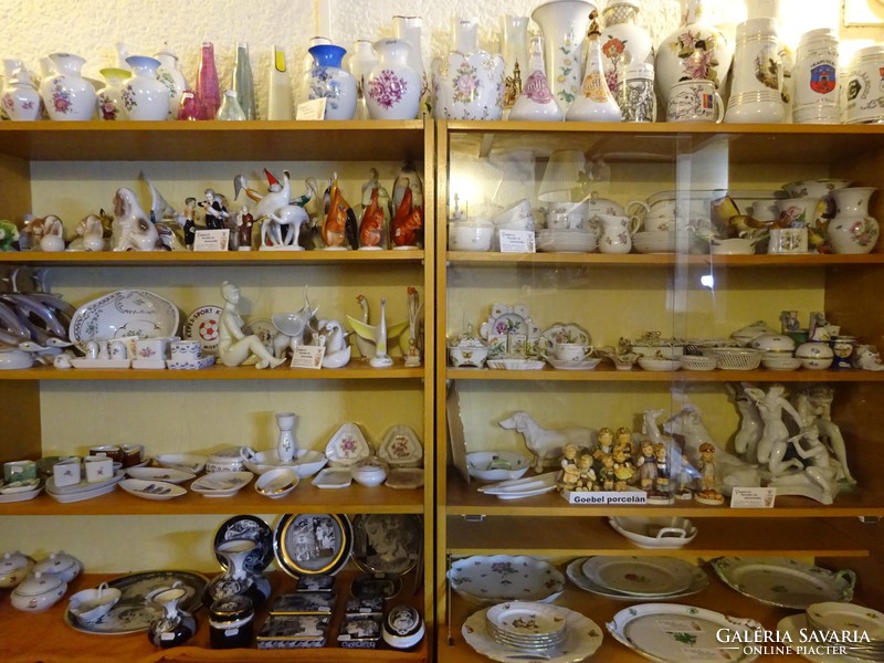 RFK Csehszlovák antik porcelán cukortartó, arany szegélyes. Vanneki!