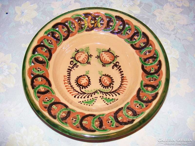 Mikola Karcagi large ceramic wall plate, offered in perfect condition!