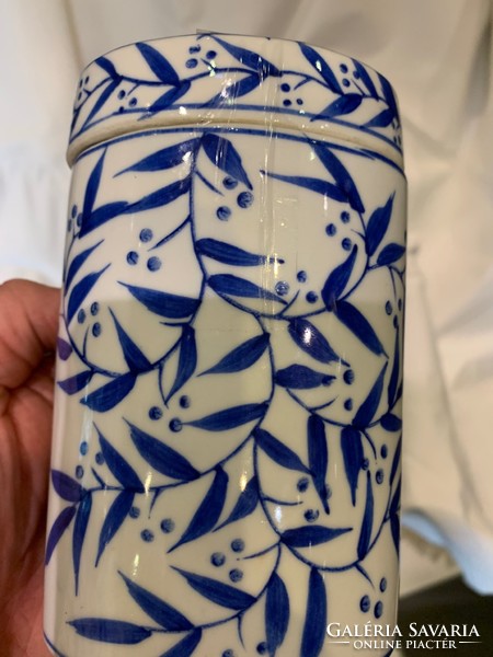 Kínai kék levél festésű porcelán tároló edény fedéllel 