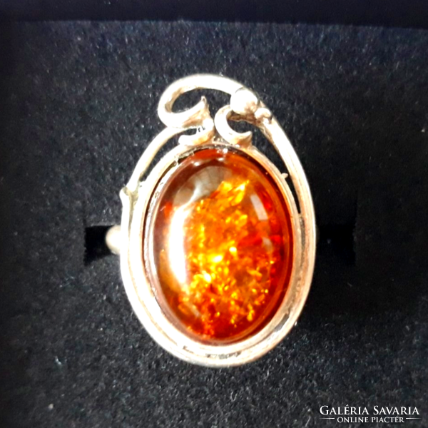 Natural amber ring in silver socket 53/16.9 mm