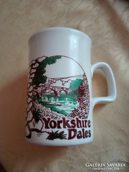 Angol Ashdale csésze, Yorkshire dekorral, 3 dl