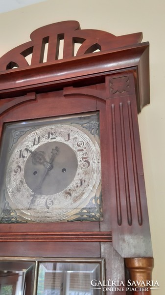 Antik szecessziós fali óra súlyos szerkezettel