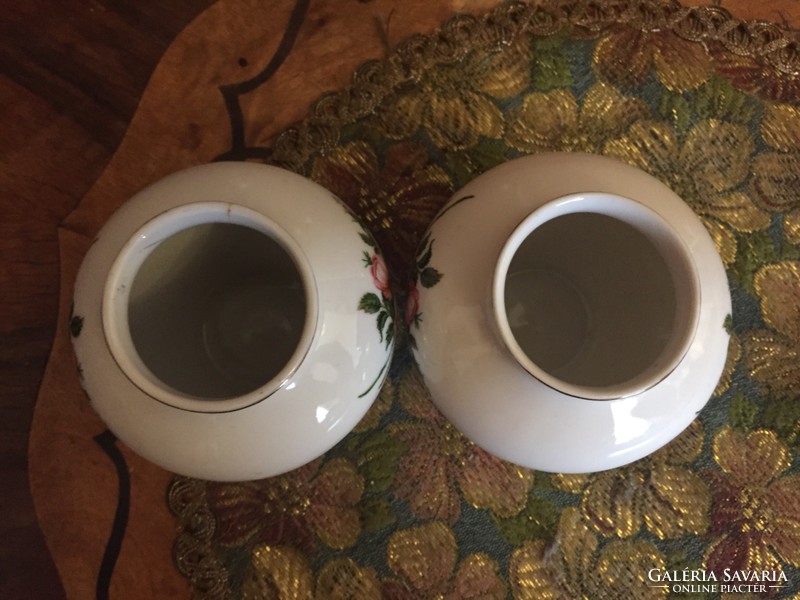 2 pieces of raven house porcelain small vase