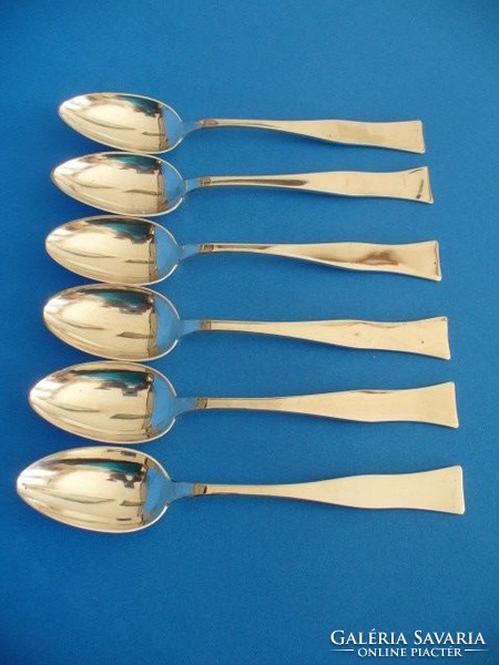 6 silver tea spoons