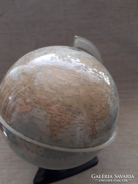 Illuminated globe 1962