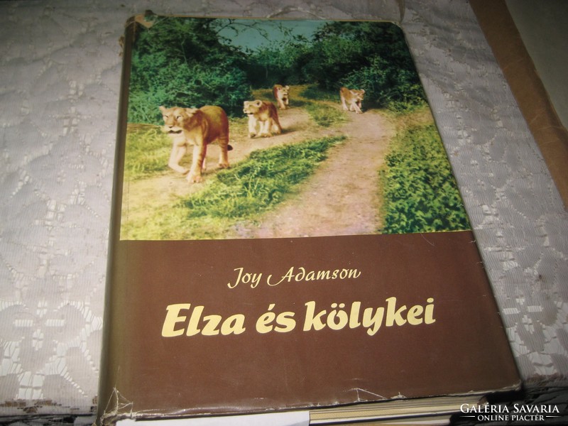 Joy  Adamson  : Elza és kölykei   1966  . 292 oldalon