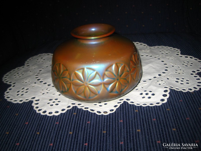 Zsolnay eozin vase from the 60s
