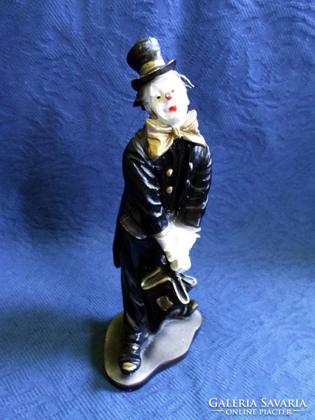 Retro marked clown statue 23 cm