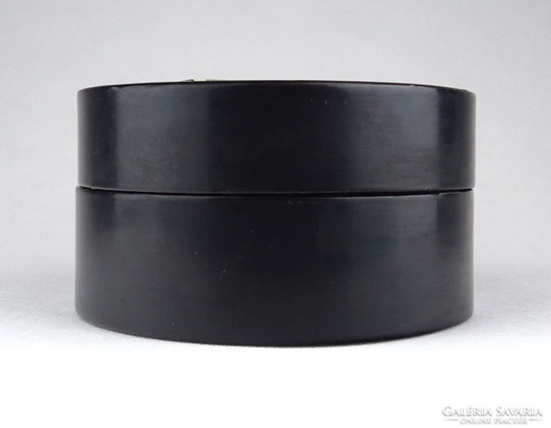 1A293 Régi fekete kínai kagyló berakással díszített lakkdoboz 11 cm