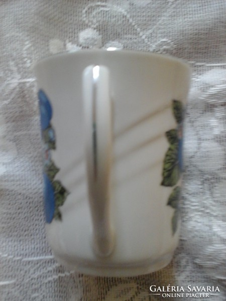 Iris Romania plum cup