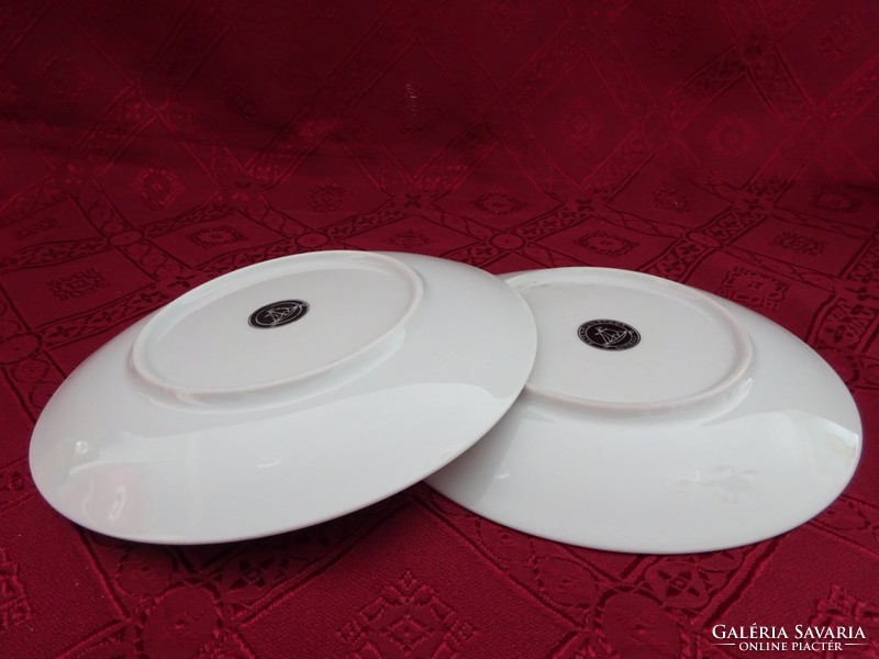 German porcelain decorative plate, diameter 17 cm. He has!