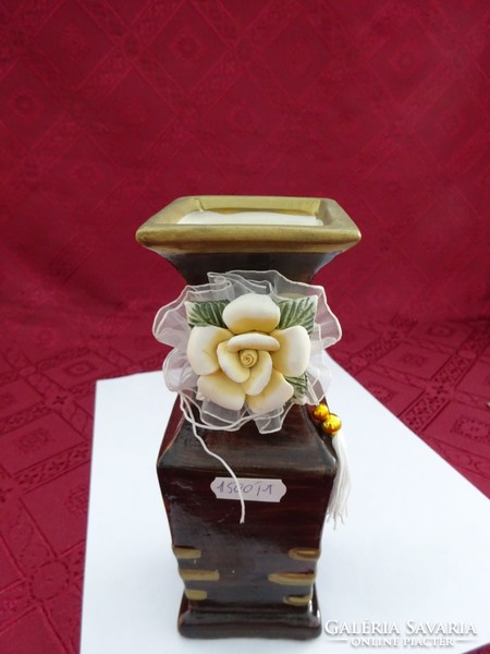 Kerámia váza, fa hatású bevonattal, rózsa díszítéssel, magassága 17 cm. Vanneki!