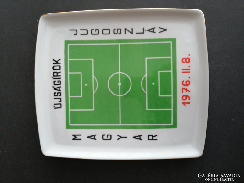 Hollóházi journalists 1976 Hungarian-Yugoslav football soccer match wall porcelain memorial plaque - ep