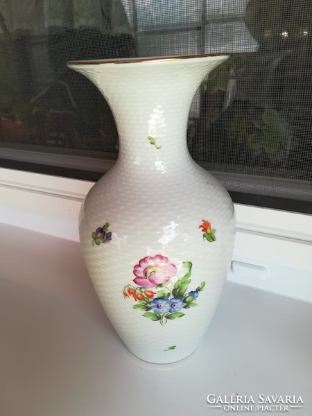 Herendi bordás virágos váza