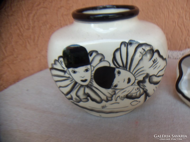 Vase and ornament decorated with clowns!