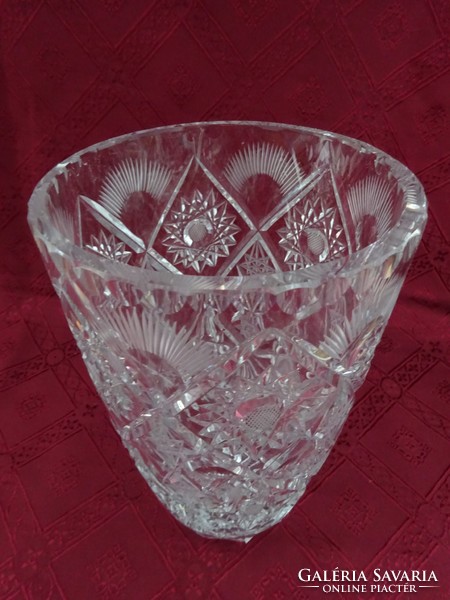 Ólomkristály váza, magassága 23,5 cm. Vanneki!