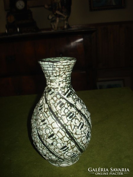 Gorka Géza váza 19cm