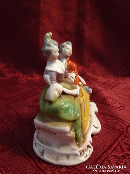 Antique hummel porcelain figurine, couple in love on the bench, marking gm 582. Vanneki!