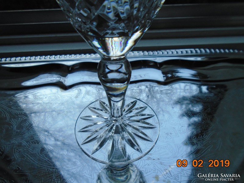Gyémántcsiszolt talpas ólomkristály pohár 15,50 cm