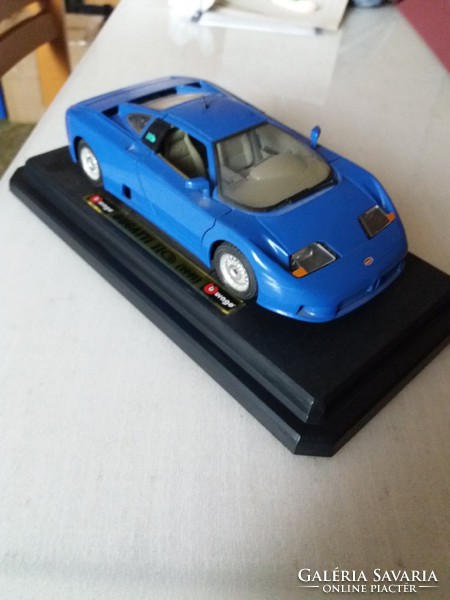 Bugatti, olasz modell autó. AJÁNDÉKNAK KIVÁLÓ!