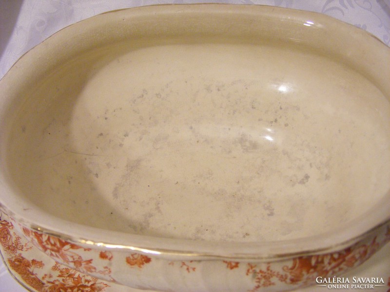 Marked, Victorian champagne bridgwood & son English faience, 19th c. Bowl of soup from the other half