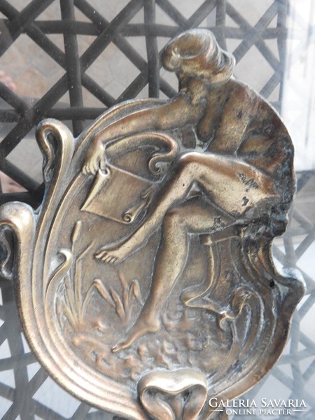 Szecessziós akt bronz tál - hamuzó