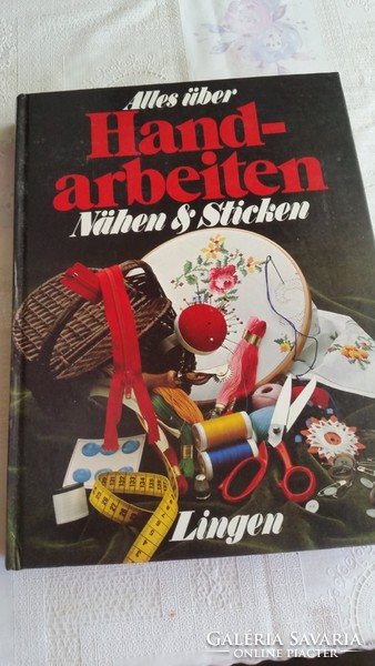 The handicrafts, tailoring patterns and drawings are for sale in German!