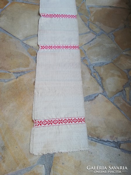 65 * 350 Cm canvas fabric, towel, blue and red pattern on it, peasant decoration