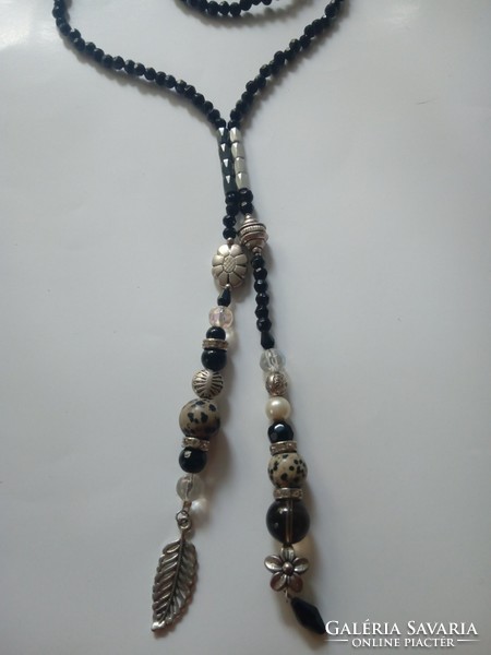Onyx necklace (552)