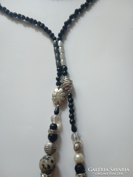 Onyx necklace (552)