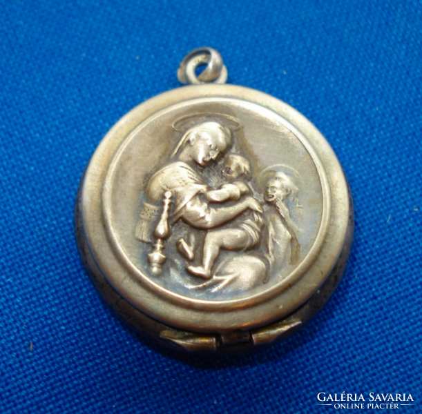 Antik ezüst nyitható medál - Mária a gyermek Jézussal