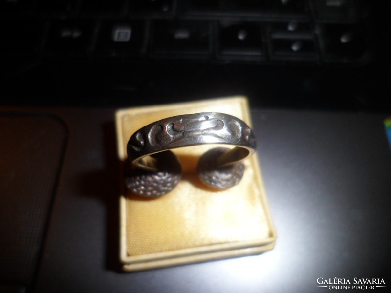 Ezüst gyűrű / gyöngy