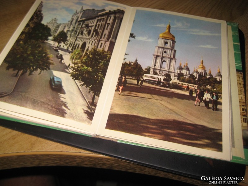 KIEV  szovjet  képeslap album  32 db , 11 x 17 cm  , 1959  ből