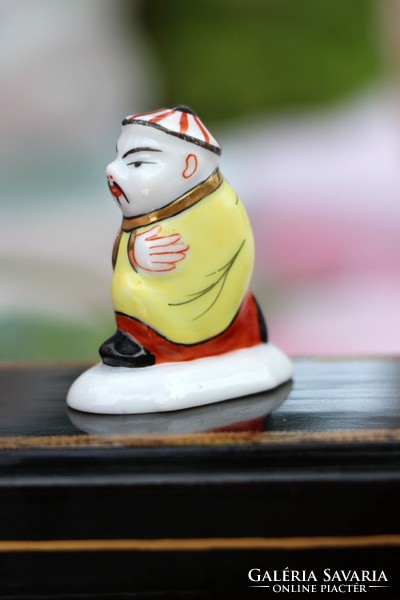 Herend mini Chinese figure