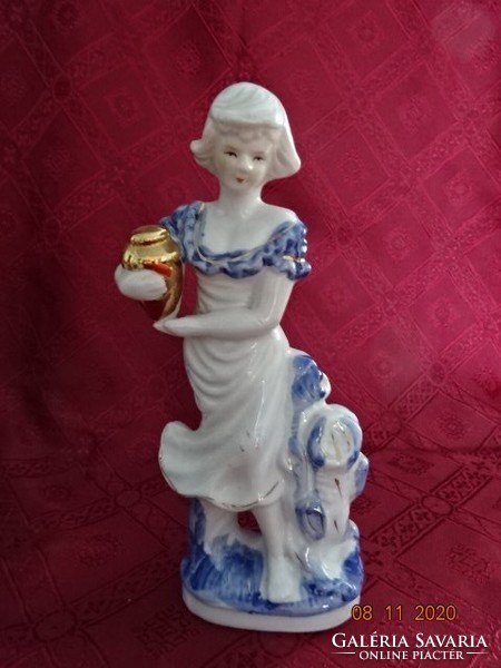Porcelán figura, a vízhordó lány, magassága 23 cm. Vanneki!