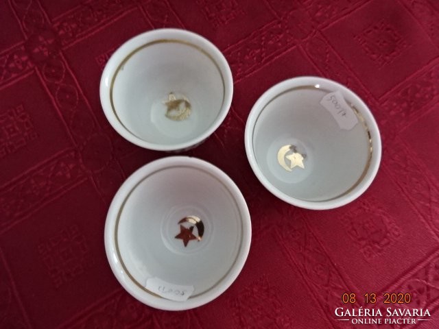 Japán porcelán pálinkás kupica, átmérője 6 cm. Vanneki!