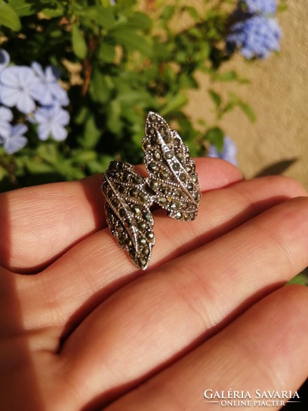 Ezüst leveles gyűrű