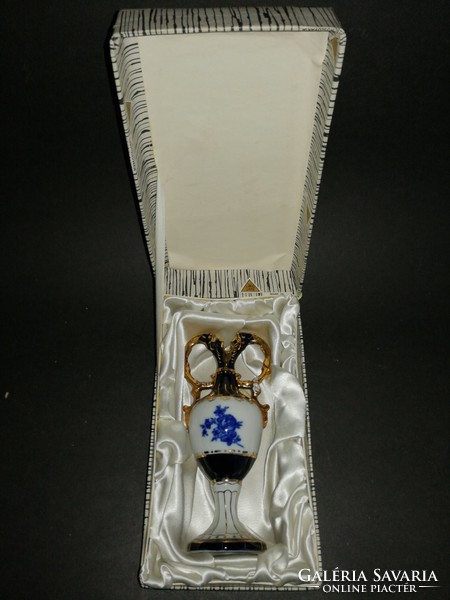 Royal Dux kobaltkék aranyozott porcelán váza díszdobozban- EP